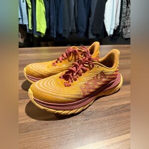 HOKA MACH 5